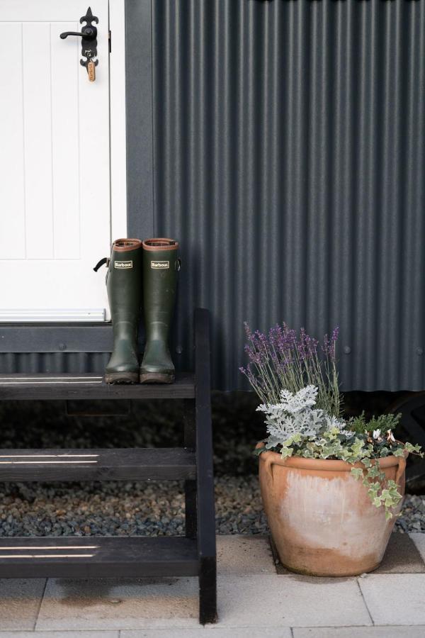 Barfield Shepherds Hut Махерафелт Екстериор снимка