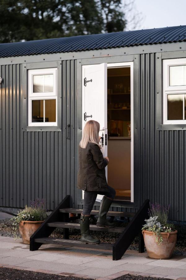 Barfield Shepherds Hut Махерафелт Екстериор снимка