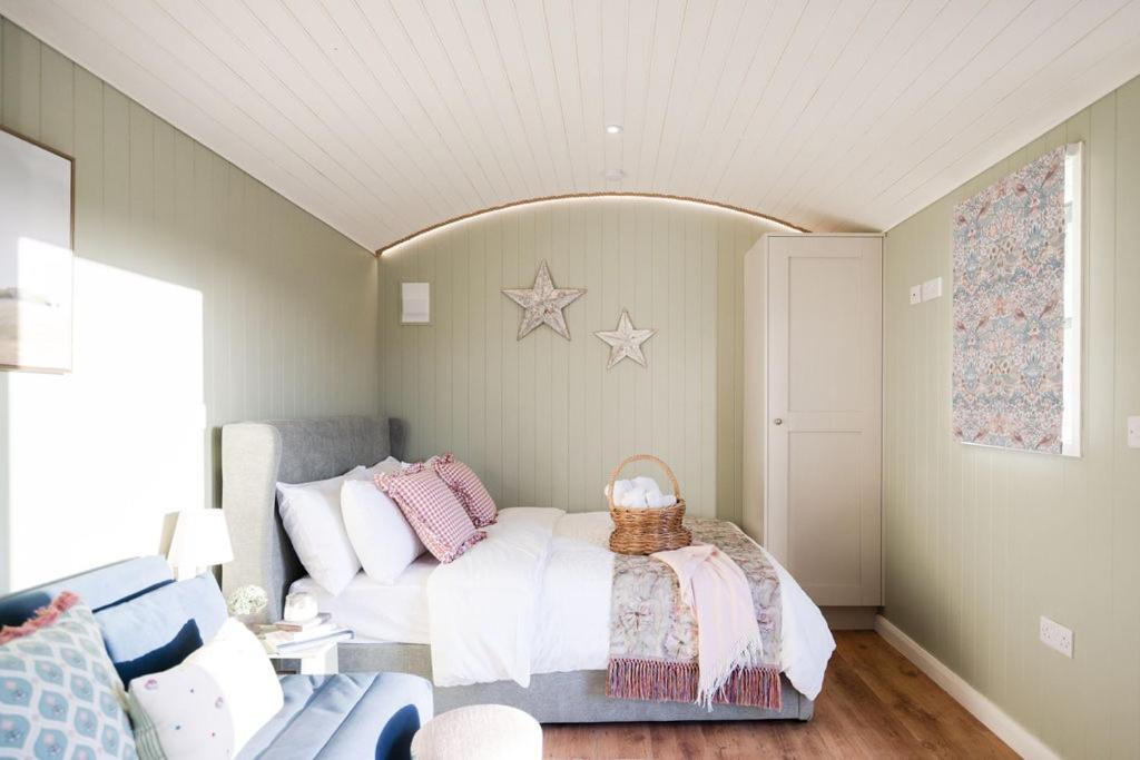Barfield Shepherds Hut Махерафелт Екстериор снимка